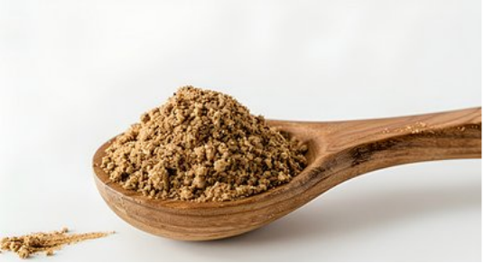 筛分坚果粉末，如张飞吃豆芽